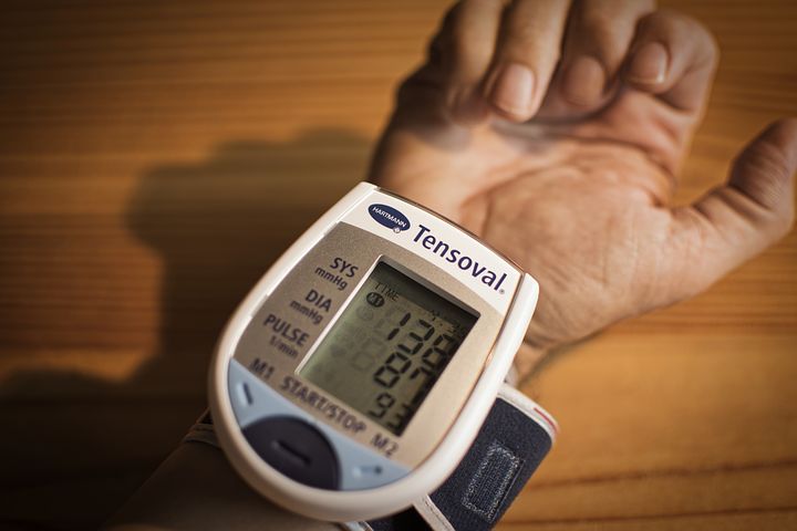 اعراض الضغط العالي أهم علامات ارتفاع ضغط الدم وكيفية التصرف 5
